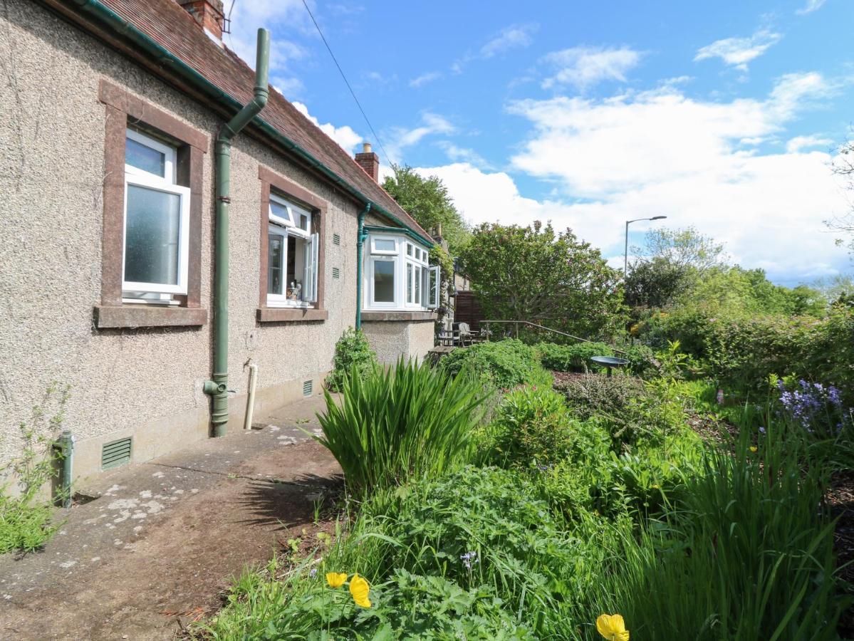Charlies Cottage Duns Exterior photo